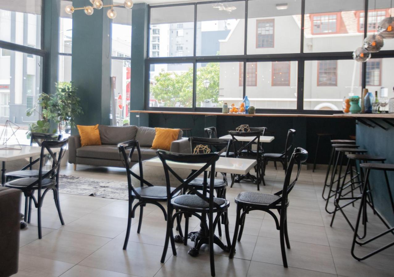 The Rhino Hotel & Apartments Кейптаун Екстериор снимка