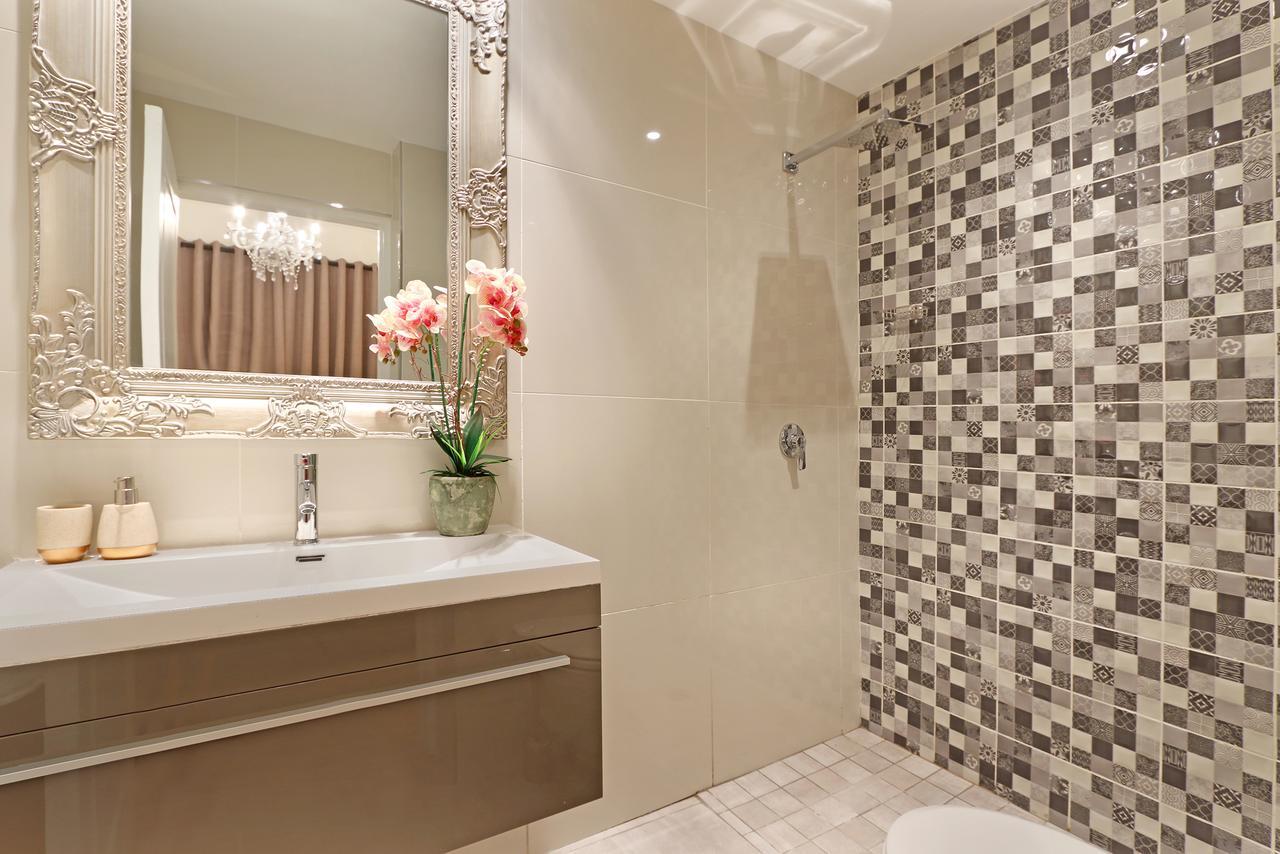 The Rhino Hotel & Apartments Кейптаун Екстериор снимка