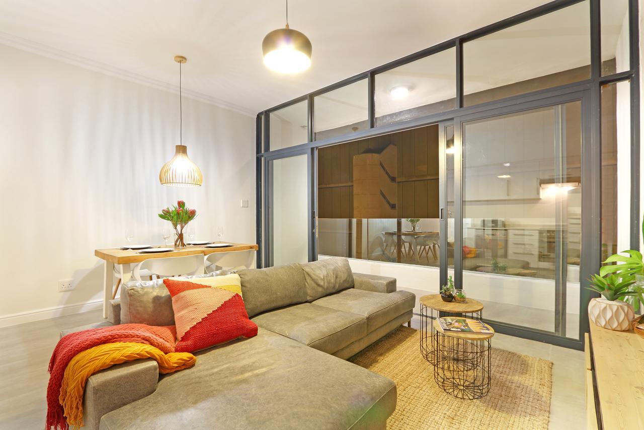 The Rhino Hotel & Apartments Кейптаун Екстериор снимка